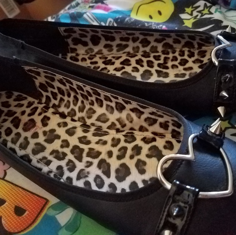 Demonia size 10